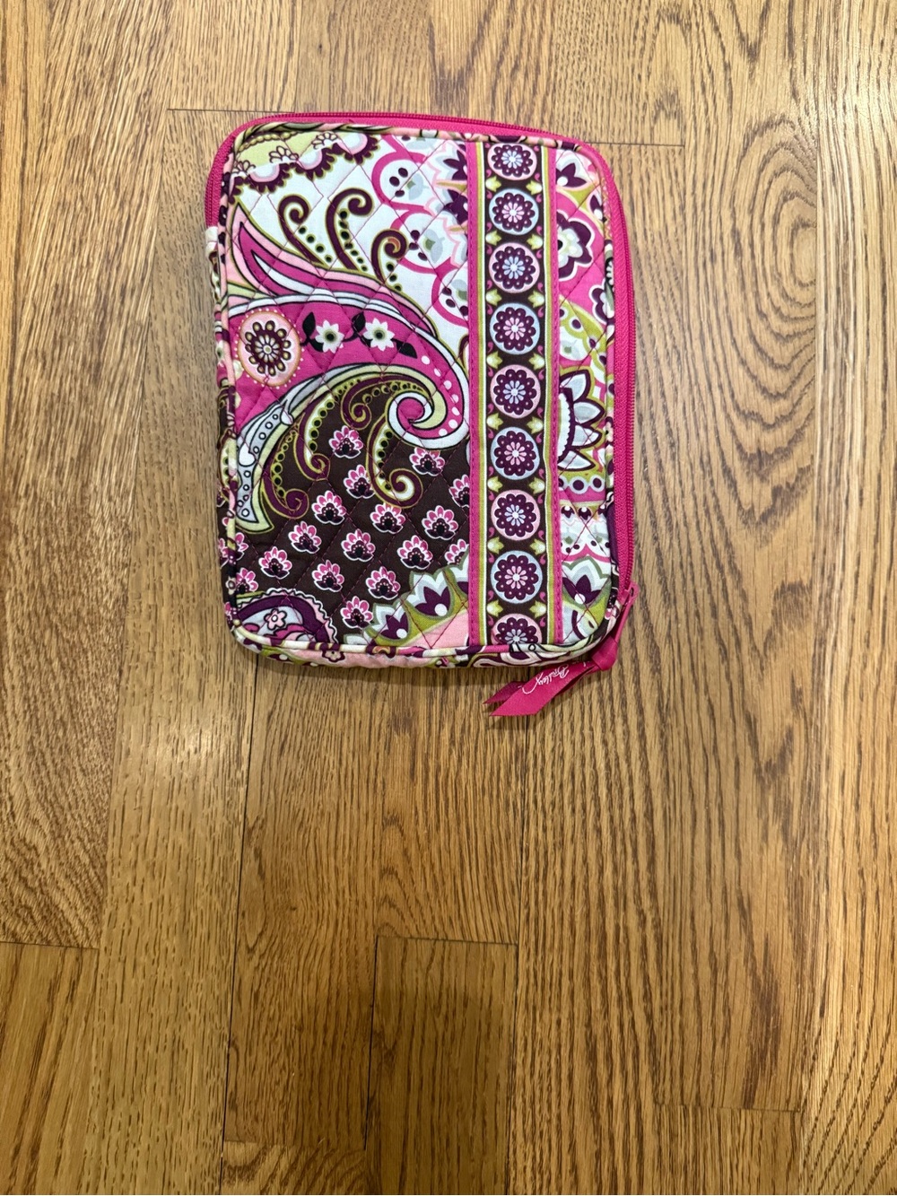 Vera Bradley Pink Brown Paisley Quilted Zip Cosmetic Case/kindle holder/passport